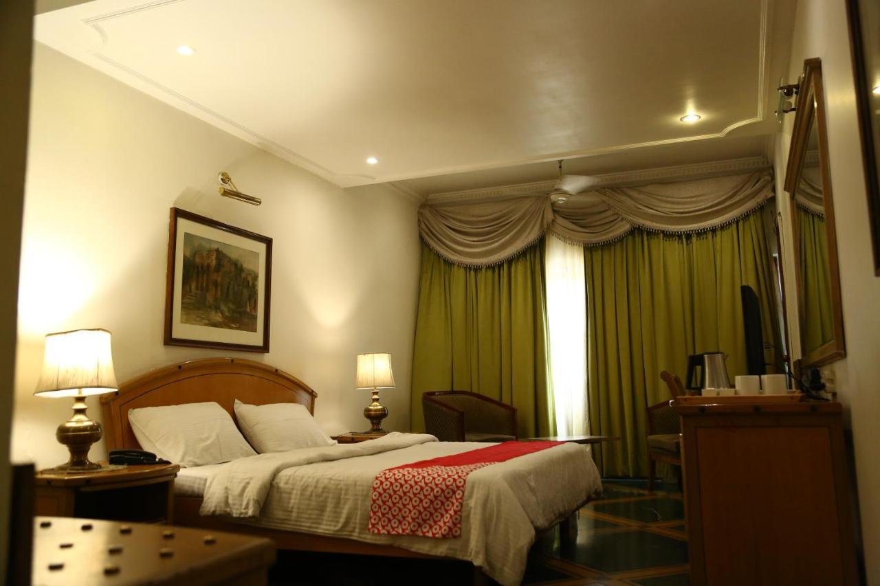 Fabexpress Kwality Regency Chandīgarh Exterior foto