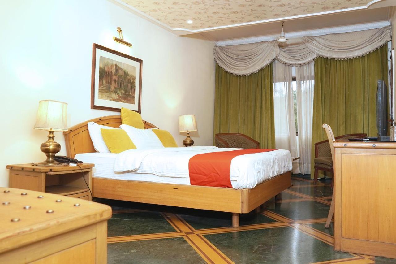 Fabexpress Kwality Regency Chandīgarh Exterior foto