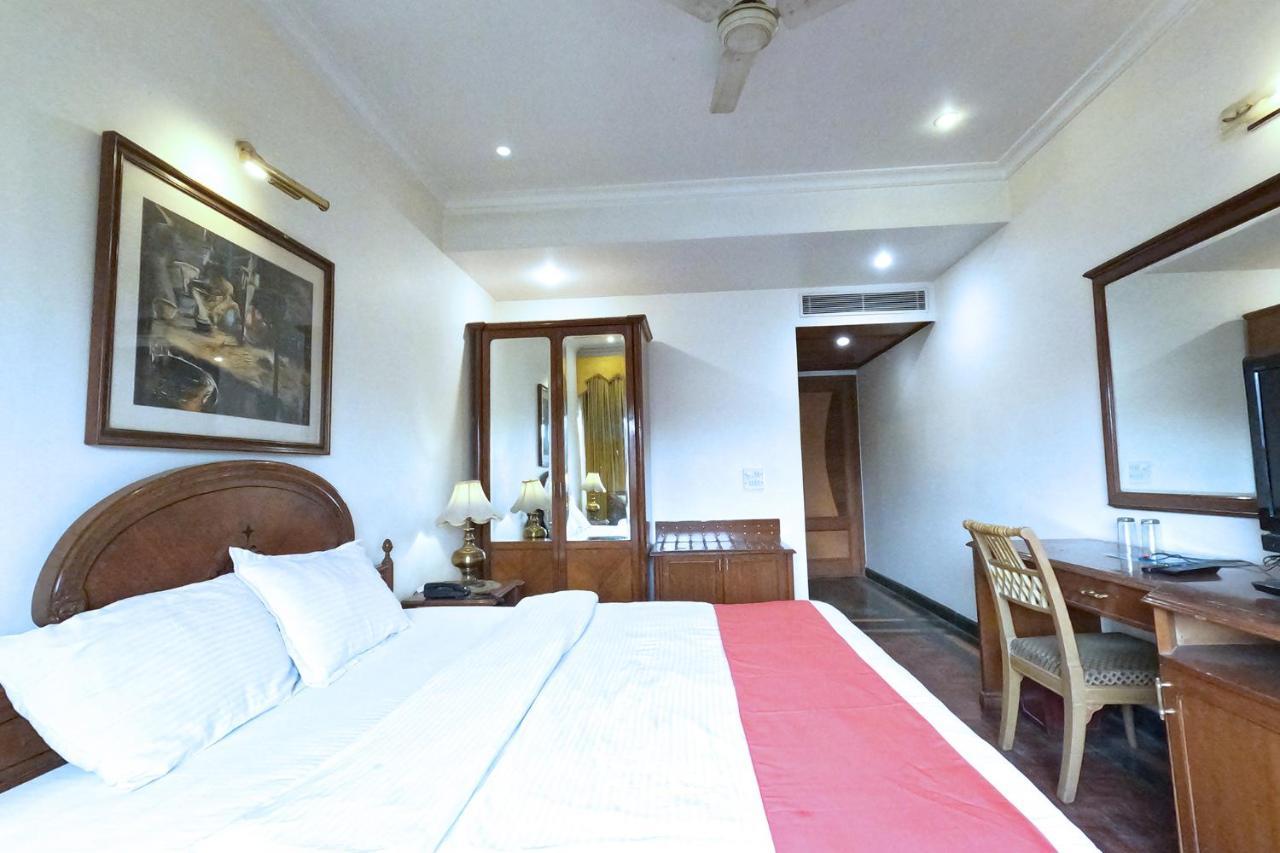 Fabexpress Kwality Regency Chandīgarh Exterior foto