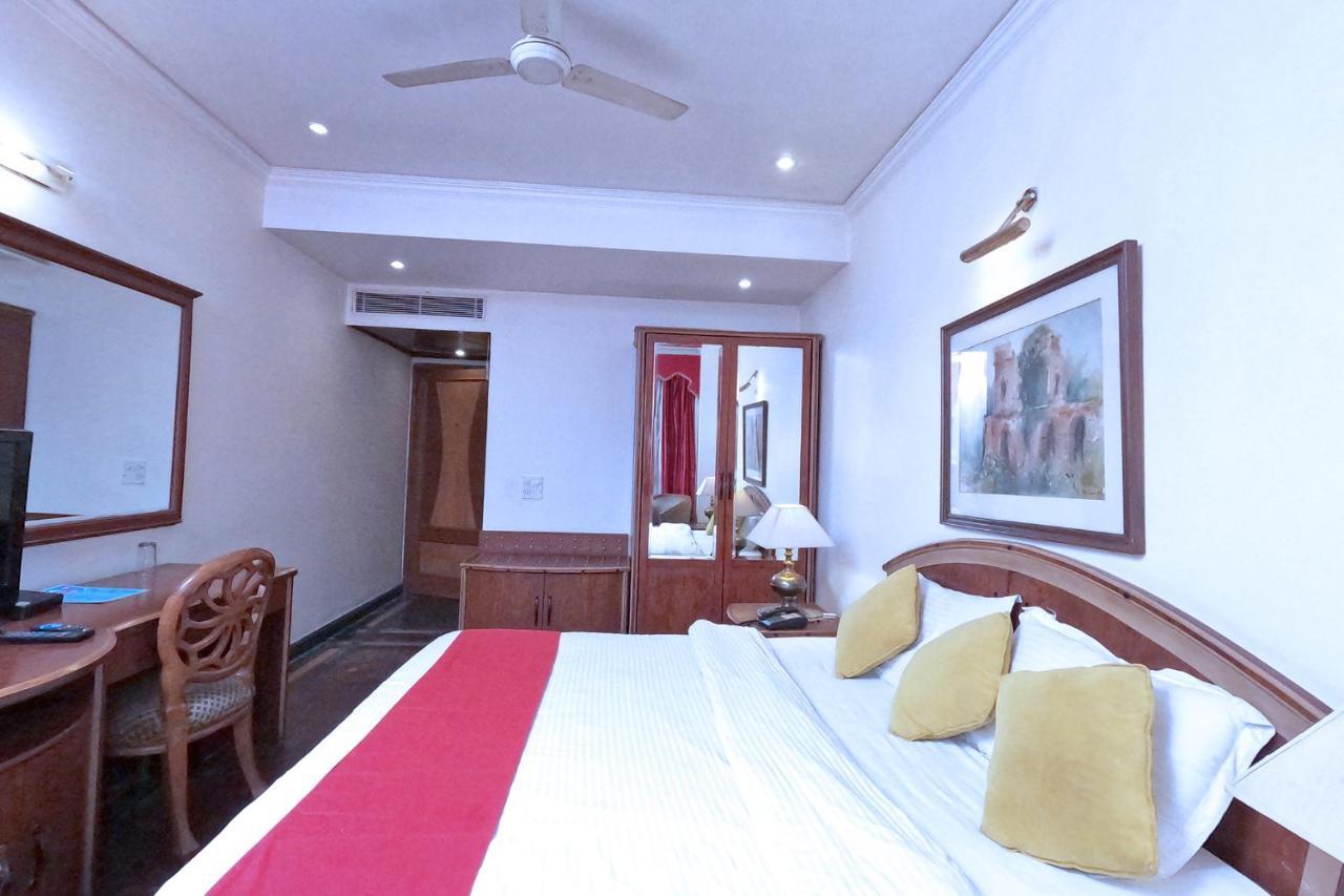 Fabexpress Kwality Regency Chandīgarh Exterior foto